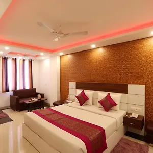 Ark Suites At Airport Hotel